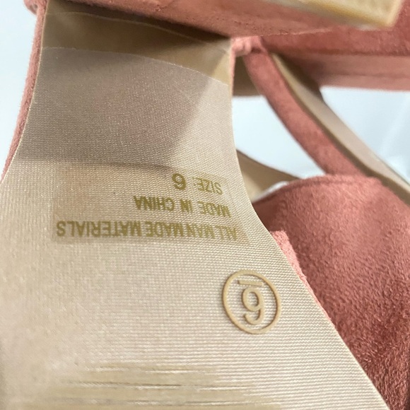 Wild Diva Lounge Elegant Peep-Toe Block Heel Sandals - Mauve - Picture 6 of 8